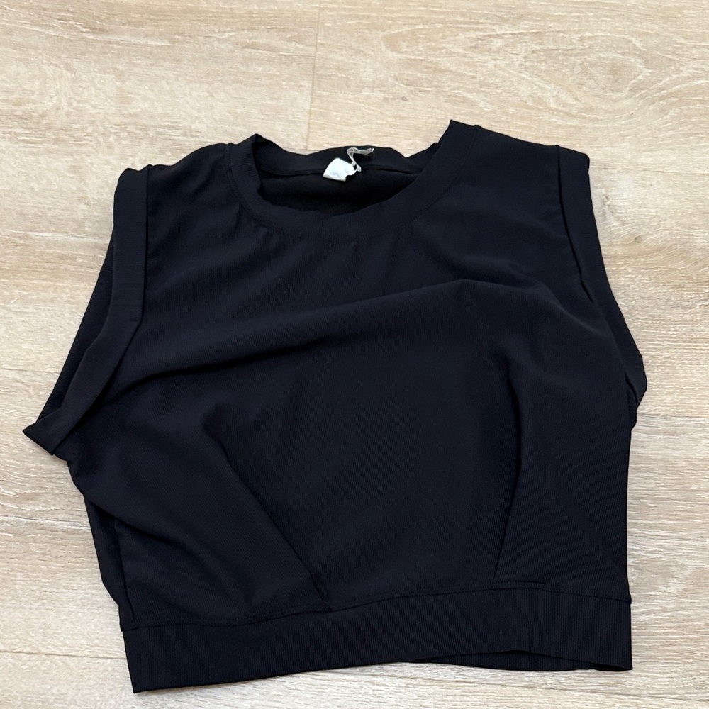Black Sleeveless Women's Top